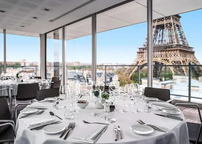 Pullman Paris Tour Eiffel Hotel